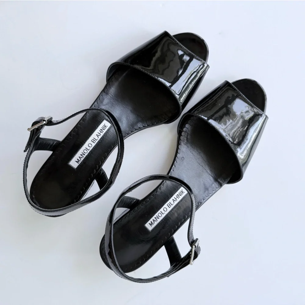 Manolo Blahnik Affian Sandal in Black Patent Leather 39 / 8 - Picture 7 of 16
